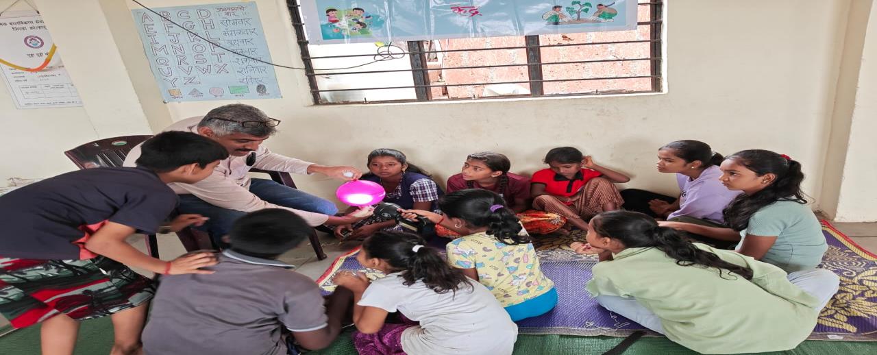 Science & nature exploration with the children